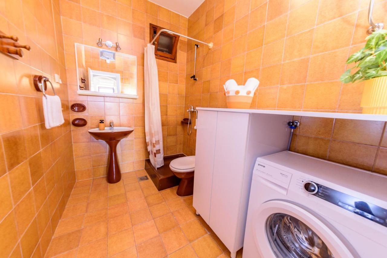 Apartmani Bokin โบล ภายนอก รูปภาพ