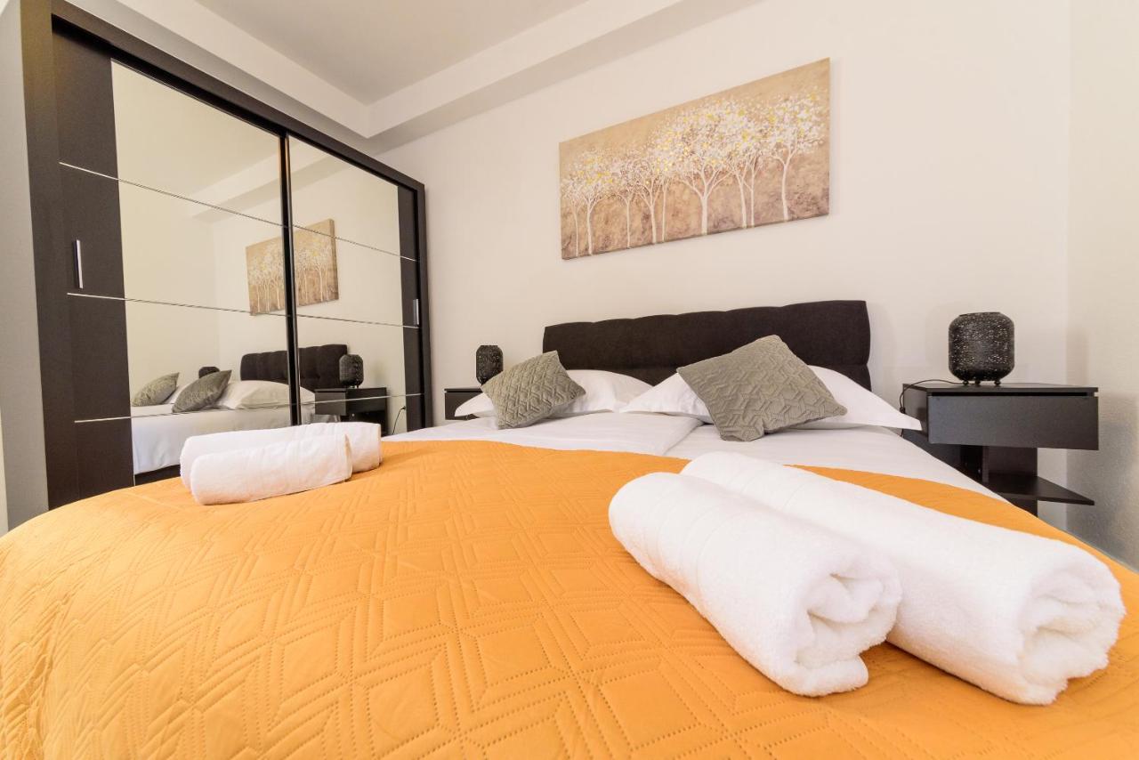 Apartmani Bokin โบล ภายนอก รูปภาพ
